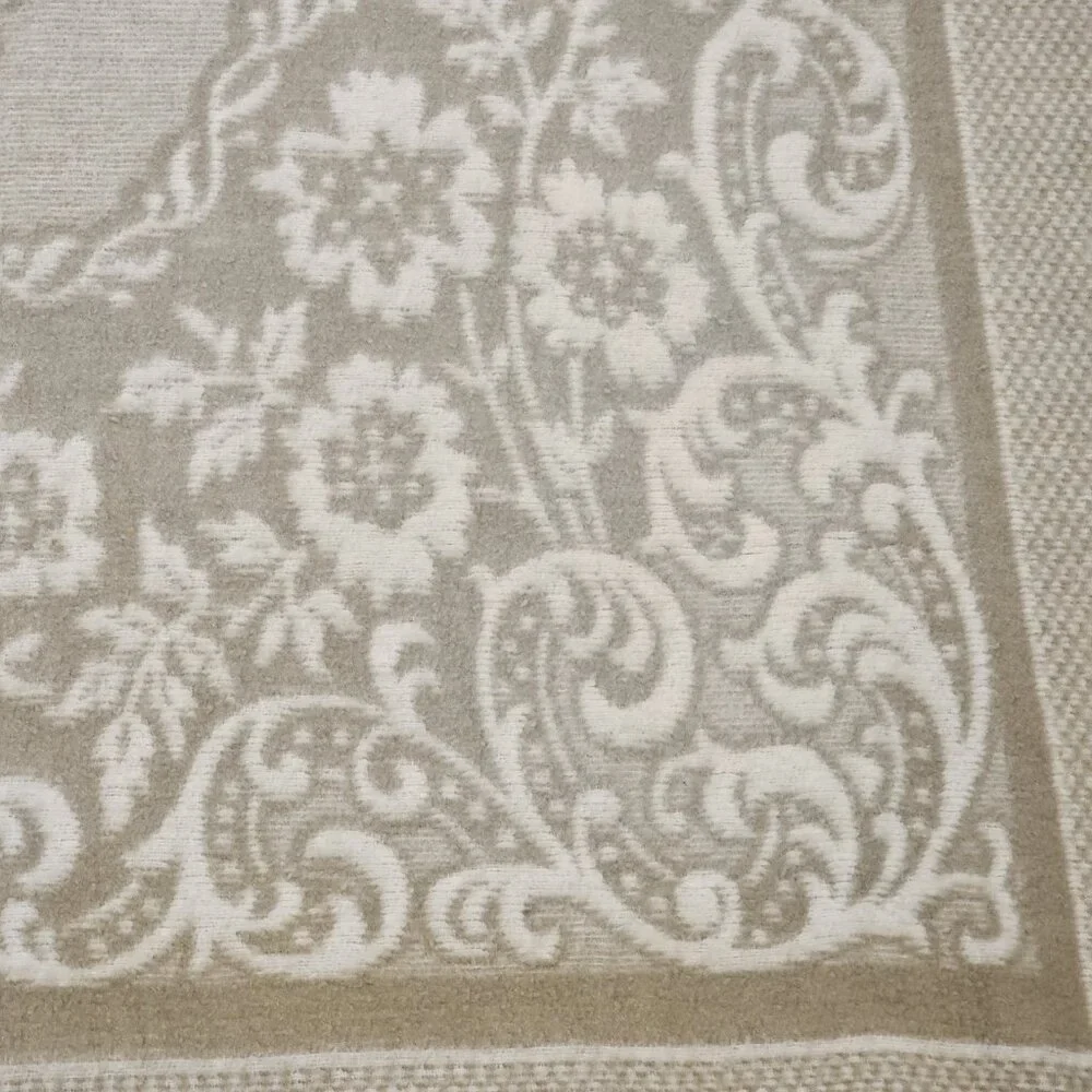 VTG Cream Beige Reversible Damask Floral Coverlet Bedspread French‎ Twin Full